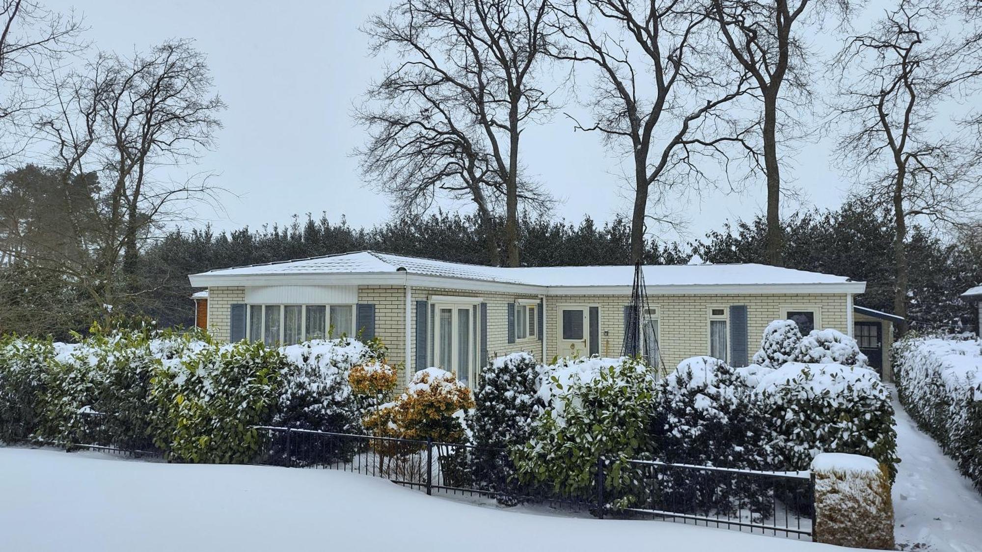 Chalet 42 'Vuursteenberg' Bospark Ijsselheide Zwolle Hattemerbroek Exterior photo